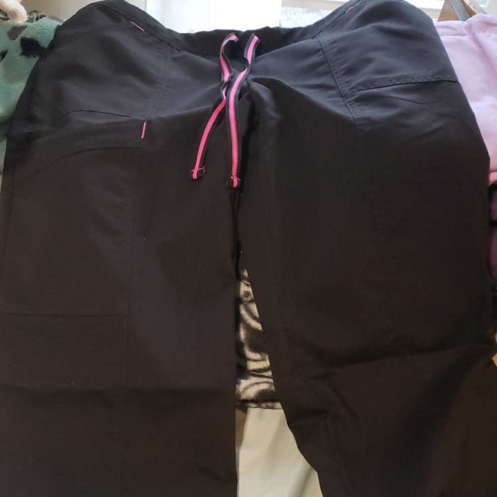 Black scrub pants